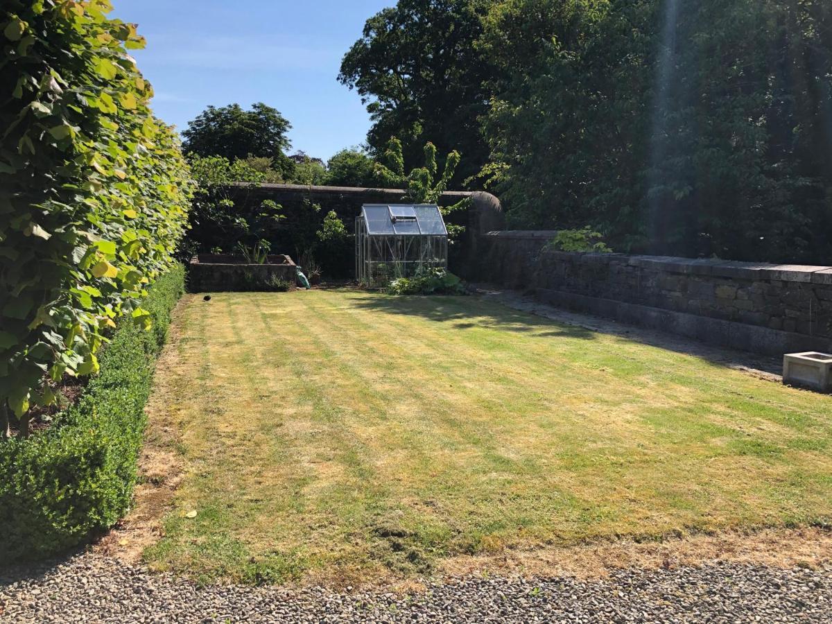 Townley Hall Apartments Slane Exterior foto